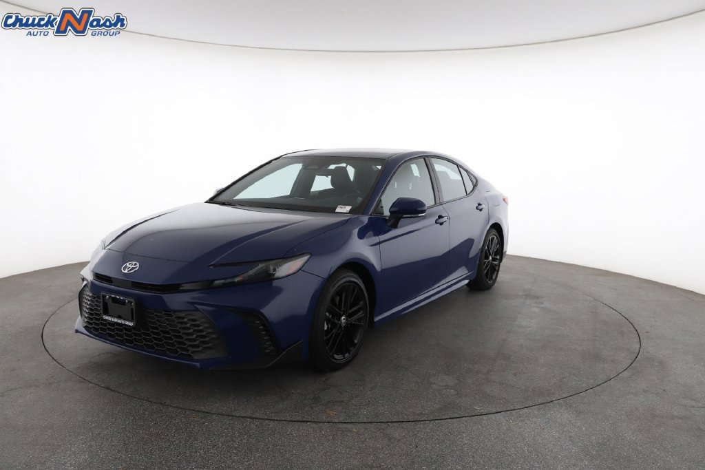 Used 2026 Toyota Camry SE FWD image 5