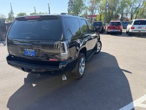 Used 2012 GMC Yukon SLT w/ SLT Chrome Package AWD/4WD image 12
