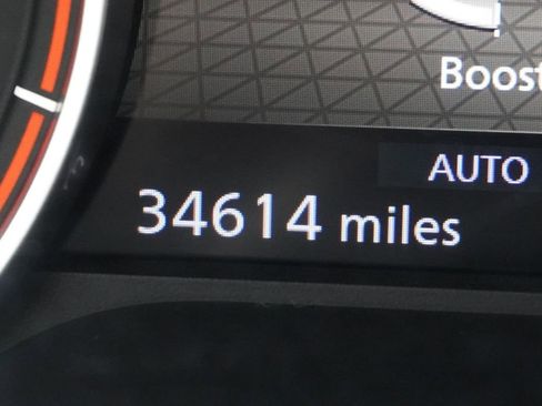 Used 2023 Nissan Rogue SV image 14