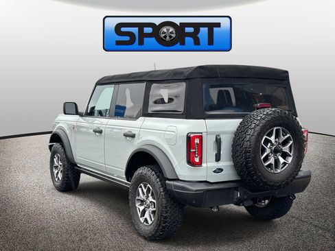 Used 2021 Ford Bronco Badlands image 20