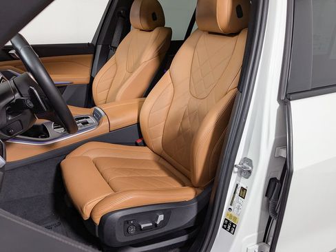Used 2023 BMW X5 xDrive40i w/ M Sport Package AWD/4WD image 20