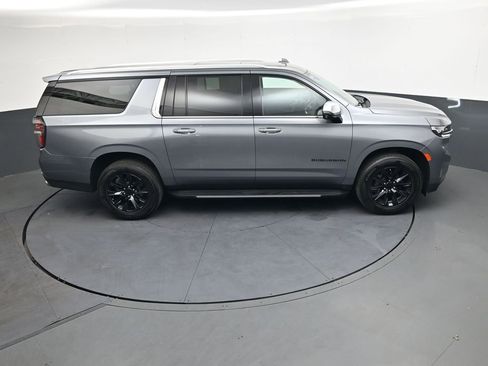 Used 2021 Chevrolet Suburban Premier w/ Premium Package image 36