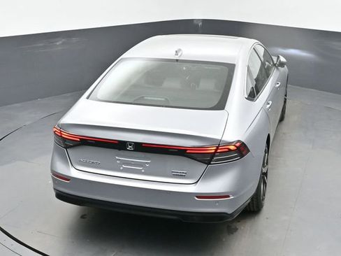 Used 2025 Honda Accord Touring image 37