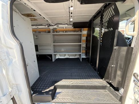 Used 2019 Ford Transit 250 130 Low Roof w/ Exterior Upgrade Package RWD image 28