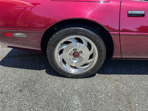 Used 1993 Chevrolet Corvette Convertible RWD image 36