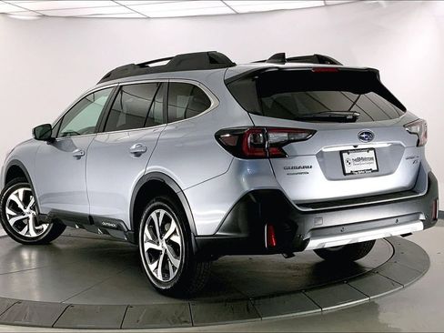 Used 2021 Subaru Outback Limited XT w/ Popular Package #2 AWD/4WD image 10