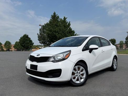 Used 2015 Kia Rio LX w/ Power Package FWD image 2