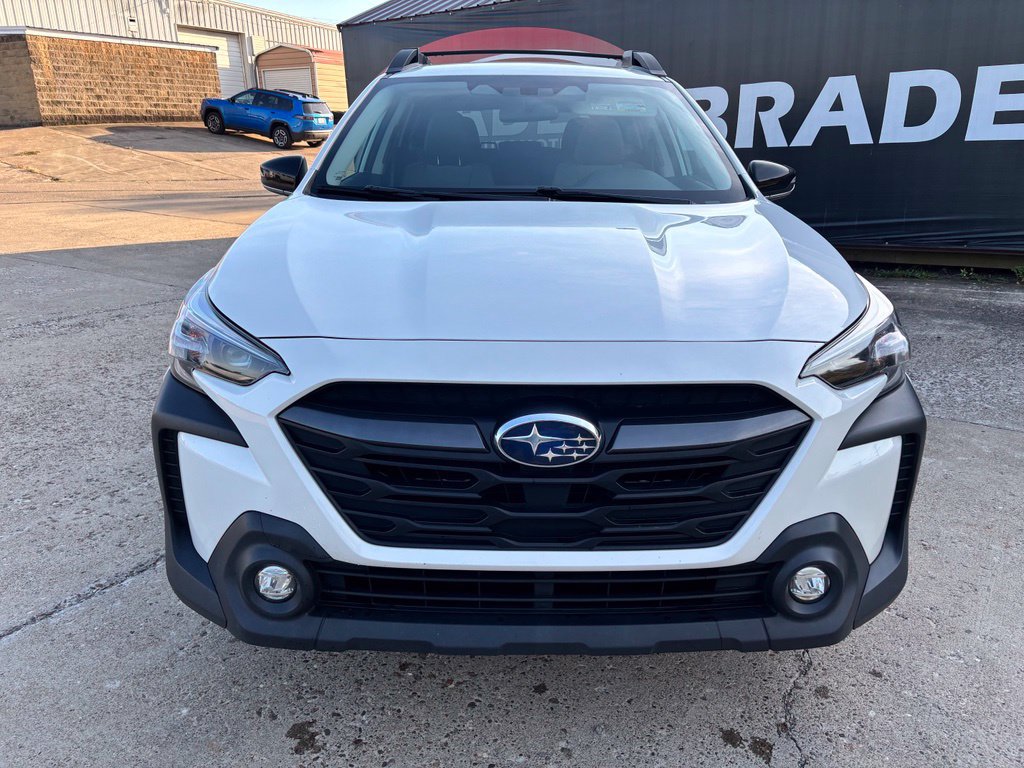 Used 2024 Subaru Outback Premium AWD/4WD image 2