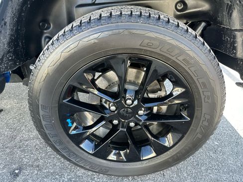 Used 2023 Jeep Wrangler Sahara w/ Cold Weather Group image 12