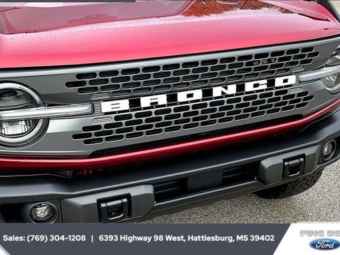 New 2025 Ford Bronco Badlands image 21