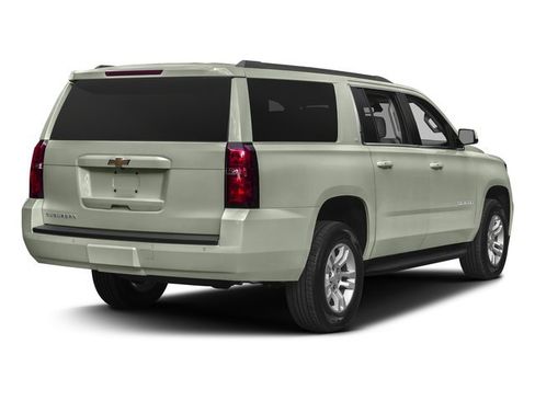 Used 2017 Chevrolet Suburban LT w/ Luxury Package AWD/4WD image 2