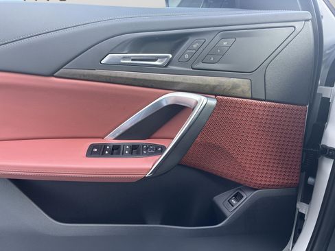 New 2026 BMW X1 xDrive28i w/ Technology Package image 18