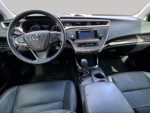 Used 2013 Toyota Avalon XLE FWD image 16