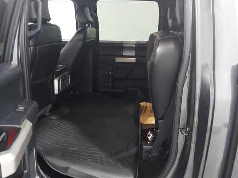 Used 2015 Ford F150 Lariat w/ Equipment Group 502A Luxury AWD/4WD image 15