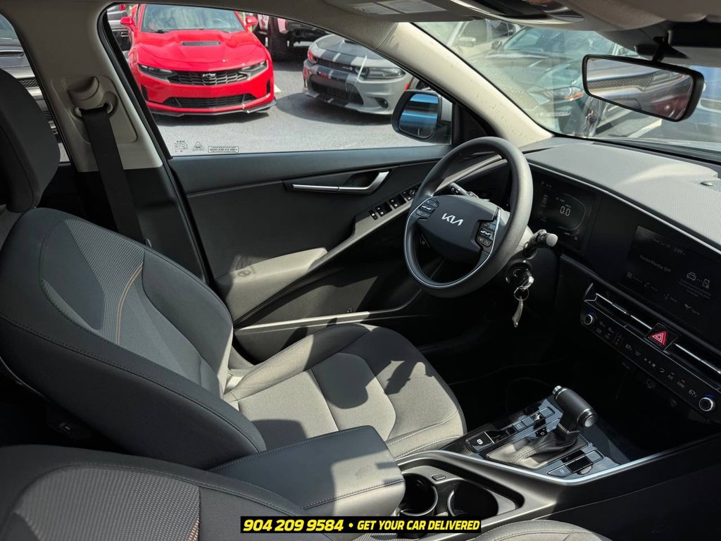 Used 2026 Kia Niro LX FWD image 34