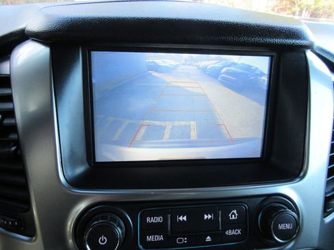 Used 2020 Chevrolet Tahoe LT image 14