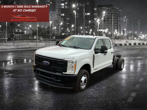 Used 2023 Ford F350 XL image 1
