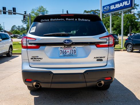Certified 2025 Subaru Ascent Onyx Edition AWD/4WD image 5