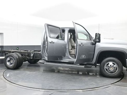 New 2026 Chevrolet Silverado 3500 LT w/ Convenience Package image 52