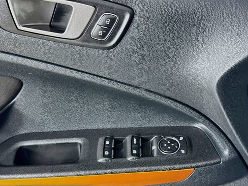 Used 2021 Ford EcoSport SE w/ SE Convenience Package FWD image 22