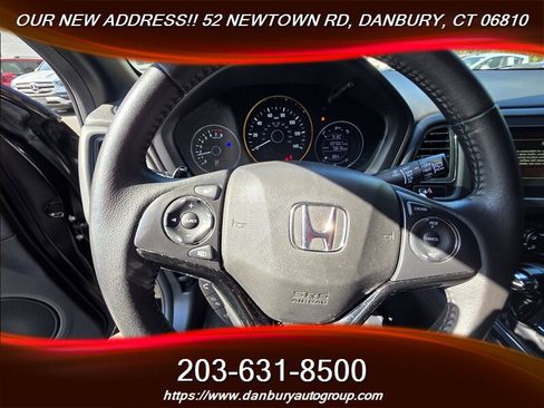 Used 2021 Honda HR-V Sport image 10