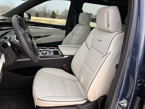 New 2026 Cadillac Escalade Sport image 21