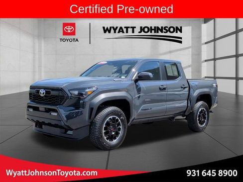 Used 2025 Toyota Tacoma TRD Off-Road AWD/4WD image 1