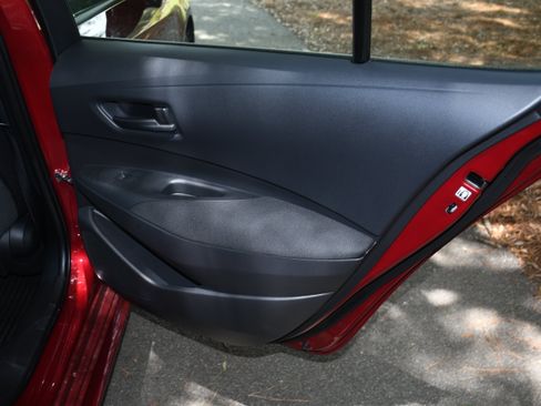 Used 2026 Toyota Corolla LE w/ LE Premium Package FWD image 18
