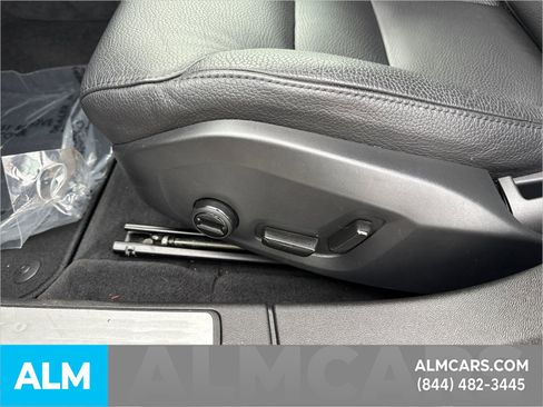 Used 2024 Volvo V60 B5 Cross Country Plus image 11