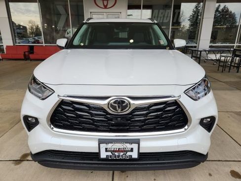 New 2026 Toyota Highlander Limited image 5