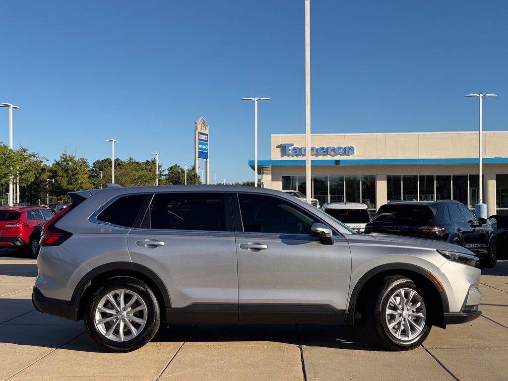 Used 2025 Honda CR-V EX-L image 5
