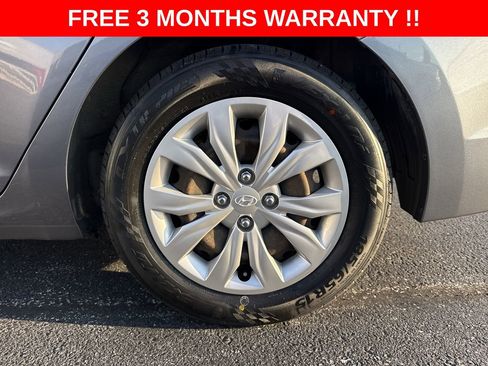 Used 2020 Hyundai Accent SE FWD image 34