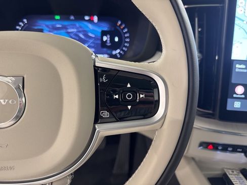 New 2026 Volvo XC60 B5 Ultra w/ Protection Package Premier image 10