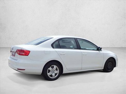 Used 2015 Volkswagen Jetta S FWD image 4