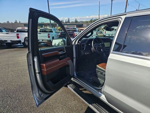 Used 2025 GMC Sierra 1500 Denali Ultimate AWD/4WD image 21