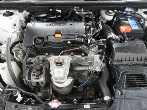 Used 2024 Honda Civic Sport image 29