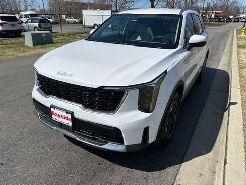 New 2026 Kia Sorento S AWD/4WD image 4