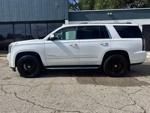 Used 2016 GMC Yukon Denali w/ Open Road Package AWD/4WD image 11