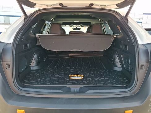 Used 2025 Subaru Outback Wilderness AWD/4WD image 32