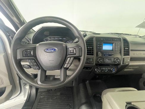 Used 2019 Ford F350 XL w/ Power Equipment Group image 14