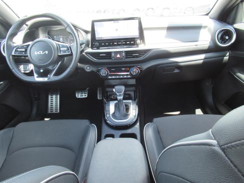 Used 2024 Kia Forte GT-Line FWD image 12