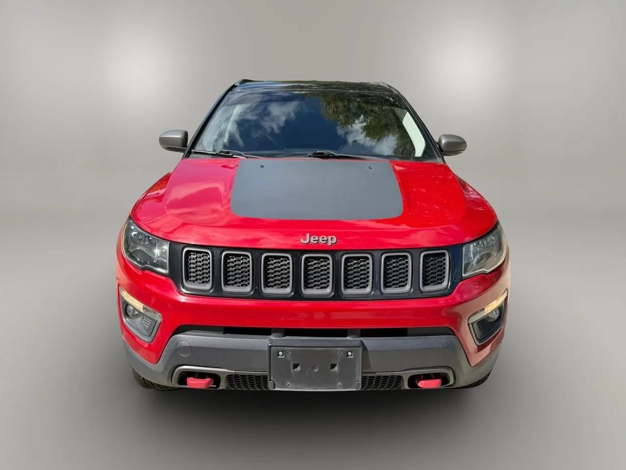 Used 2018 Jeep Compass Trailhawk AWD/4WD image 3