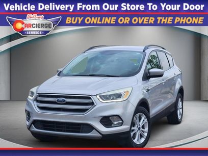 Used 2017 Ford Escape SE w/ Equipment Group 201A