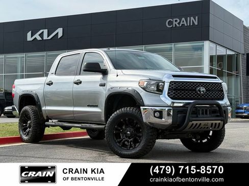 Used 2019 Toyota Tundra SR5 w/ SR5 Upgrade Package AWD/4WD image 1