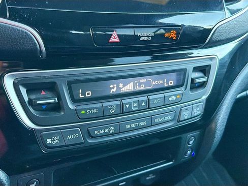 Used 2024 Honda Passport Black Edition image 16