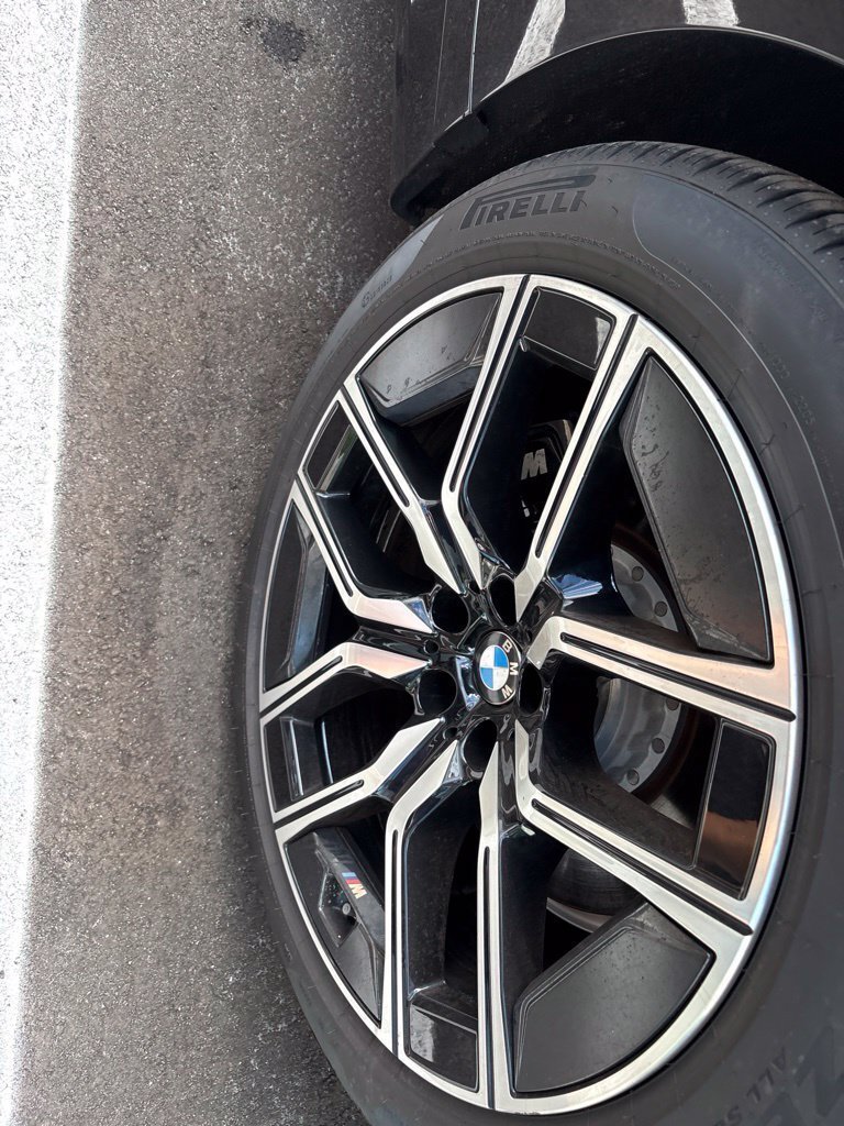 Certified 2024 BMW 740i RWD image 8