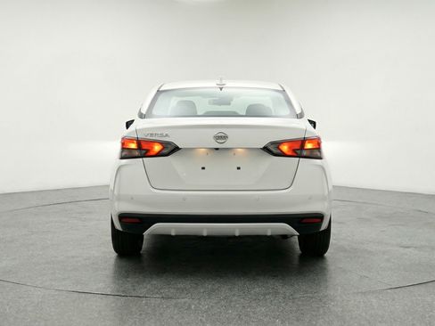 Used 2025 Nissan Versa SV FWD image 7