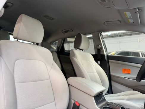 Used 2021 Hyundai Tucson Value FWD image 15