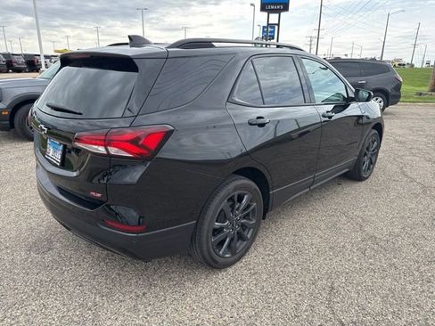 Used 2024 Chevrolet Equinox RS w/ LPO, Floor Liner Package AWD/4WD image 3