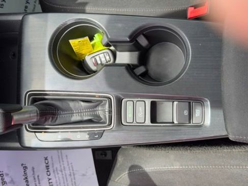 Used 2023 Honda Civic LX image 19